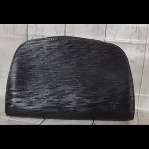 Louis Vuitton black EPI MAKEUP BAG